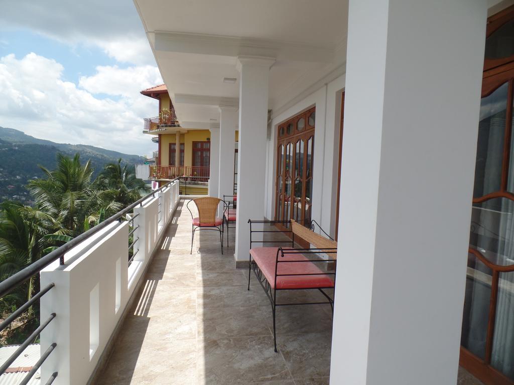 Kandyan Bluestar Villa Εξωτερικό φωτογραφία
