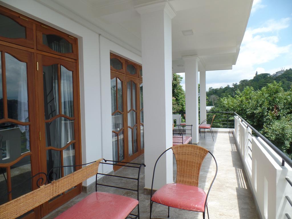 Kandyan Bluestar Villa Εξωτερικό φωτογραφία
