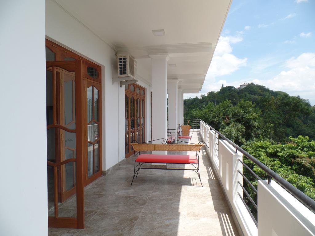 Kandyan Bluestar Villa Εξωτερικό φωτογραφία