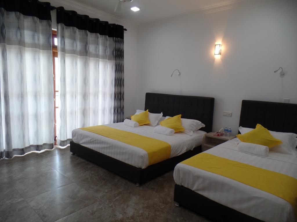 Kandyan Bluestar Villa Δωμάτιο φωτογραφία